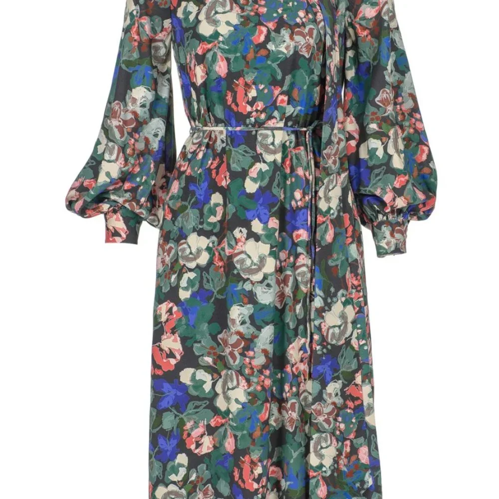 Flower Patterned Dress With Belt - Picture 4 of 4